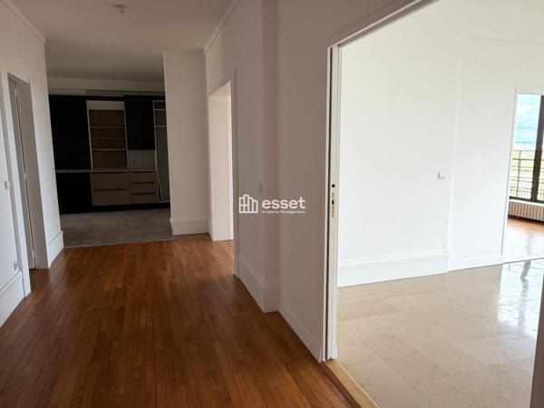 Location Appartement 5 pièces 178 m² - Levallois-perret 92300