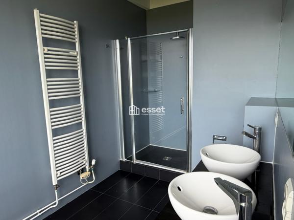 Location Appartement 5 pièces 178 m² - Levallois-perret 92300