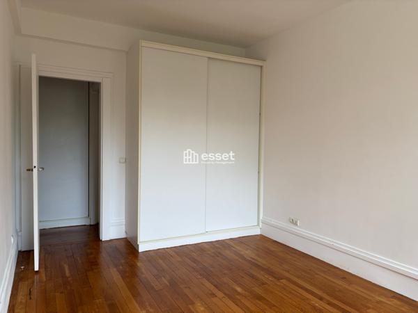 Location Appartement 5 pièces 178 m² - Levallois-perret 92300