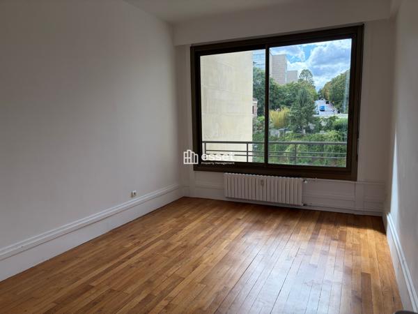 Location Appartement 5 pièces 178 m² - Levallois-perret 92300