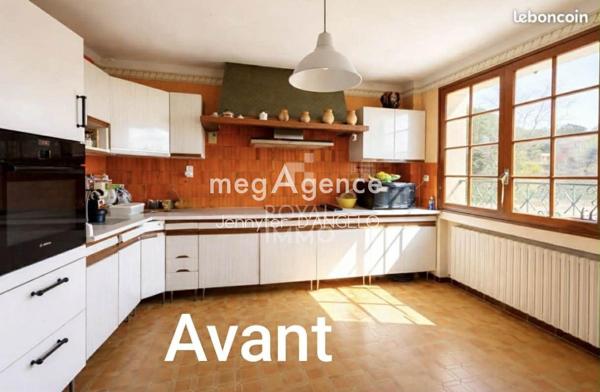 Appartement à SANARY-SUR-MER, 83110 - 6 pièces 144m²