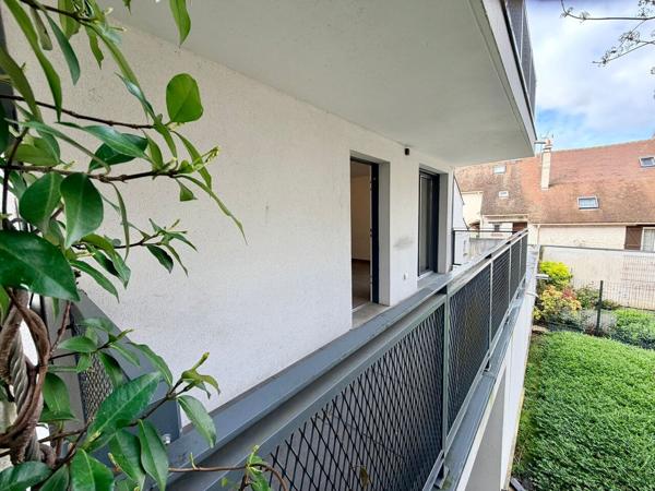 Appartement Brie Comte Robert 25 m2