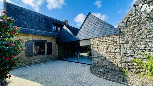 CARNAC : Maison en pierre atypique proche plage