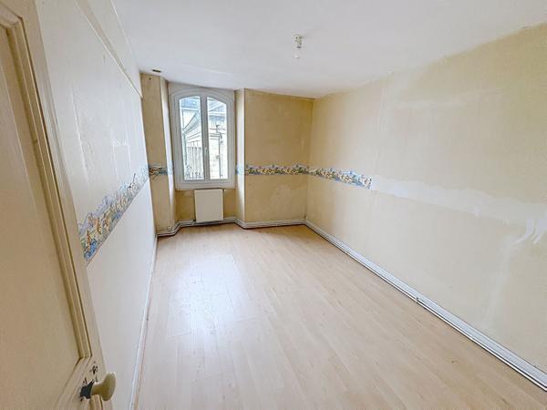 Maison Beaufort En Anjou centre bourg