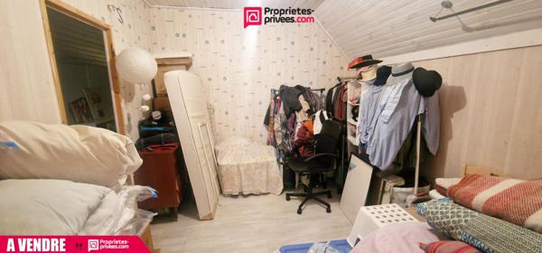 Pavillon 175 m² - 8 pièces - 5 chambres sur terrain de 3600 m²