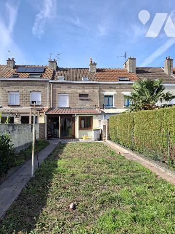 FACHES THUMESNIL Maison à rénover de  121m² hab - 5 chambres - JARDIN de 115m² - GARAGE 2 voitures 