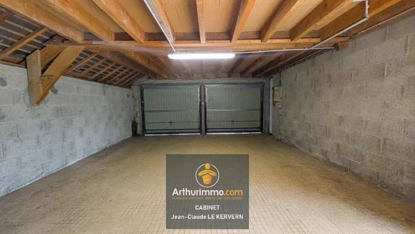 Vente                                                      Maison
                        
                     7 pièces                      164 m2                     à Trégueux