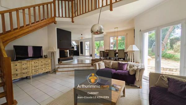 Vente                                                      Maison
                        
                     7 pièces                      164 m2                     à Trégueux