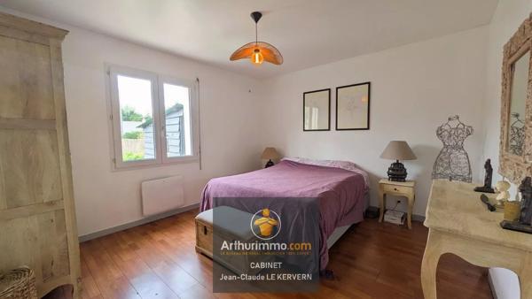 Vente                                                      Maison
                        
                     7 pièces                      164 m2                     à Trégueux