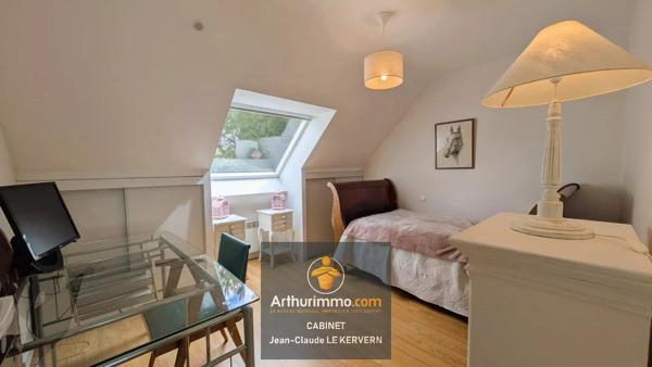 Vente                                                      Maison
                        
                     7 pièces                      164 m2                     à Trégueux