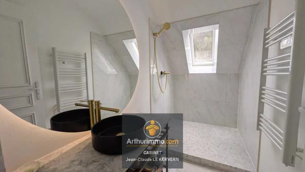 Vente                                                      Maison
                        
                     7 pièces                      164 m2                     à Trégueux