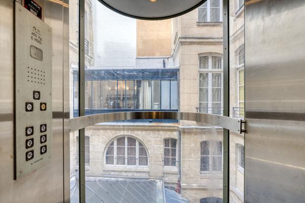 Paris 1er - Duplex - dernier étage