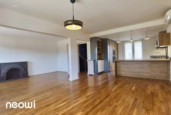 Maison T6  avec piscine