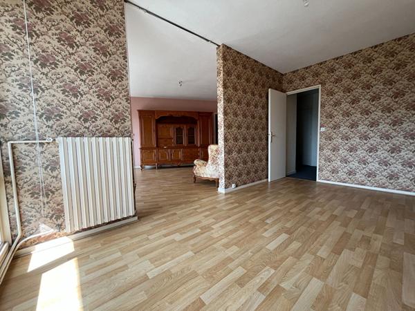 Appartement Saint Herblain T3bis 2 chambres avec balcon, calme et lumineux.