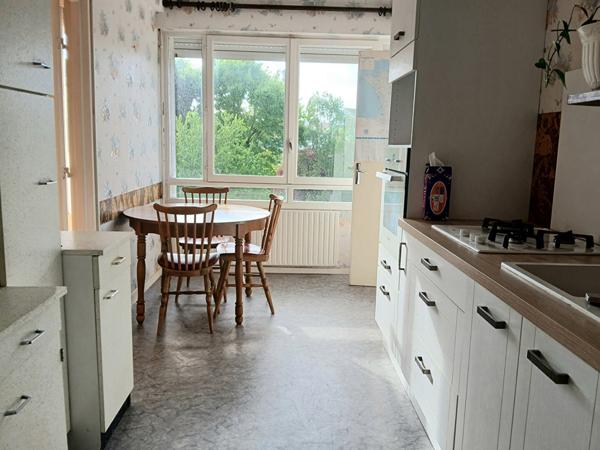 Appartement Saint Herblain T3bis 2 chambres avec balcon, calme et lumineux.