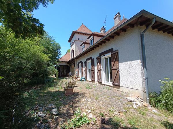 Maison Toulonjac 10 pièces 236.2 m2 Toulonjac