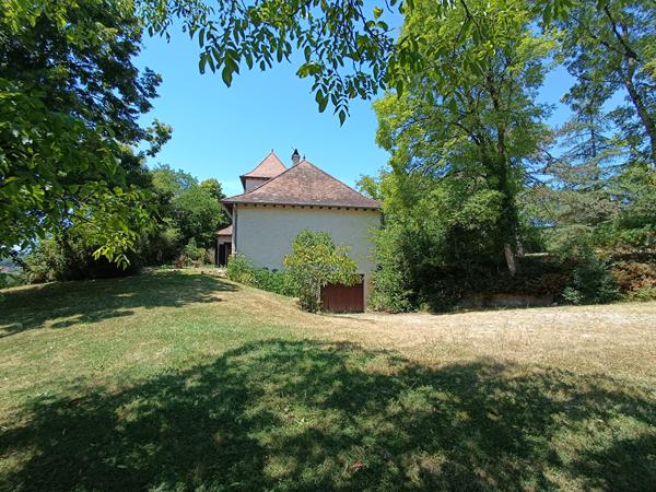 Maison Toulonjac 10 pièces 236.2 m2 Toulonjac
