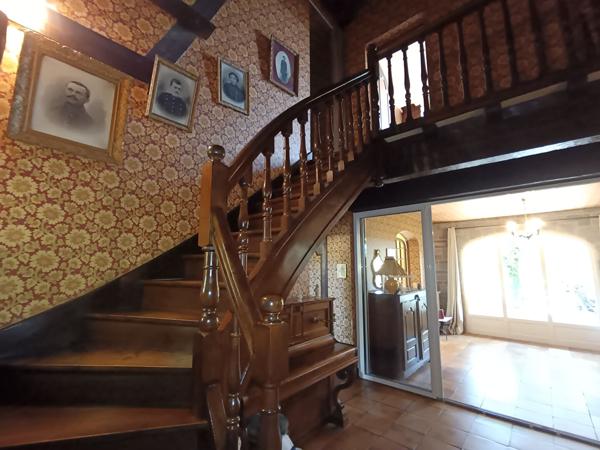 Maison Toulonjac 10 pièces 236.2 m2 Toulonjac