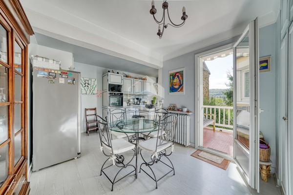 Croix Bosset - Maison familiale 180 m², studio indépendant, jardin sud - Emplacement premium