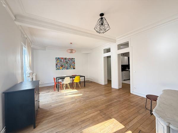 Centre ville ASNIERES _ 10 min gare SNCF_Appartement 2 pièces de 68m²_cave