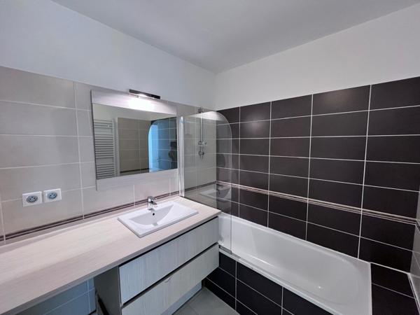 Juvignac (34990) JUVIGNAC (34) T3 60 m2 avec un PK