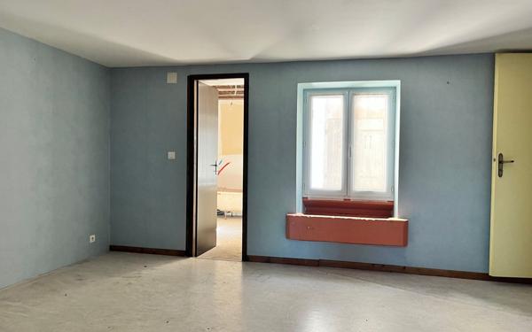 Immeuble à vendre    8 pièces • 200 m2 Moussey