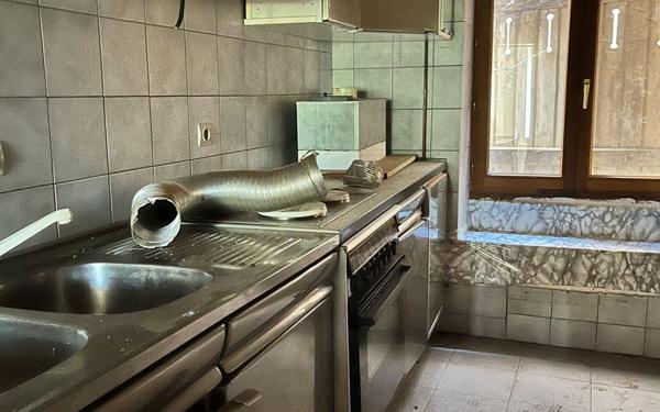 Immeuble à vendre    8 pièces • 200 m2 Moussey