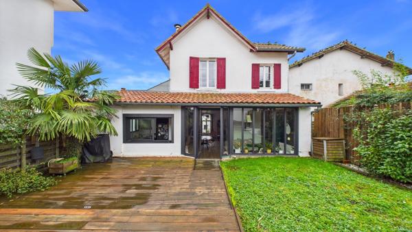 Maison de ville à Dax avec jardin au fond d'un impasse au calme Dax