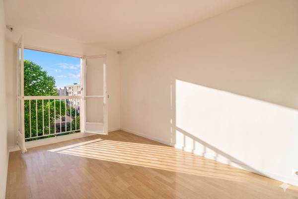 MARSEILLE 10 - Appartement 3 chambres - 84 m² - stationnement libre