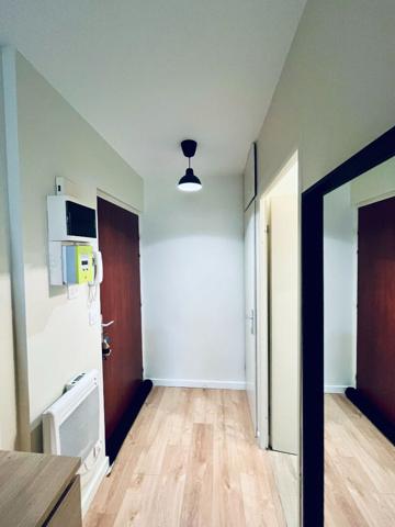 TYPE 1 MEUBLÉ, REIMS - PROCHE NEOMA