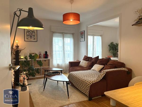Appartement à louer 3 pièces 65.05m² Saint-Brieuc (22000)