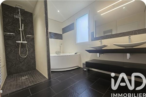 Maison à vendre 8 pièces 244 m² Montgermont