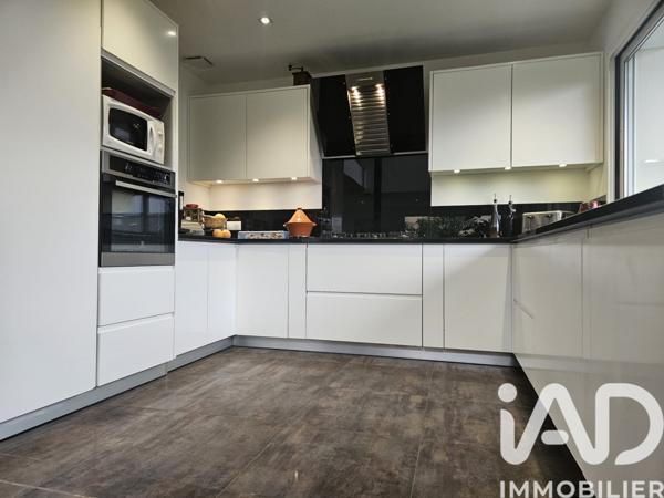 Maison à vendre 8 pièces 244 m² Montgermont