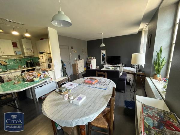 Appartement à louer 3 pièces 73.9m² Charleville-Mézières (08000)