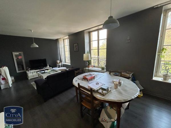 Appartement à louer 3 pièces 73.9m² Charleville-Mézières (08000)