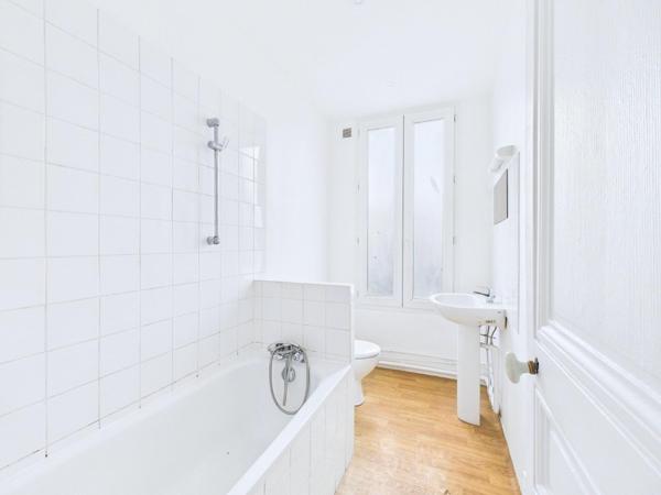 APPARTEMENT 3 PIÈCES – CENTRE-VILLE DU KREMLIN-BICÊTRE – AUX PORTES DE PARIS