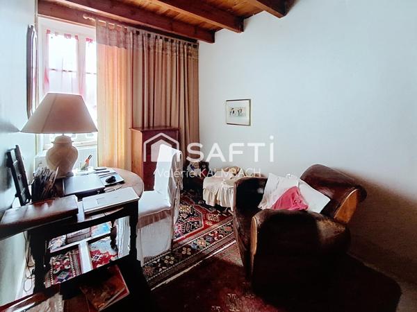 Maison charentaise en moellons