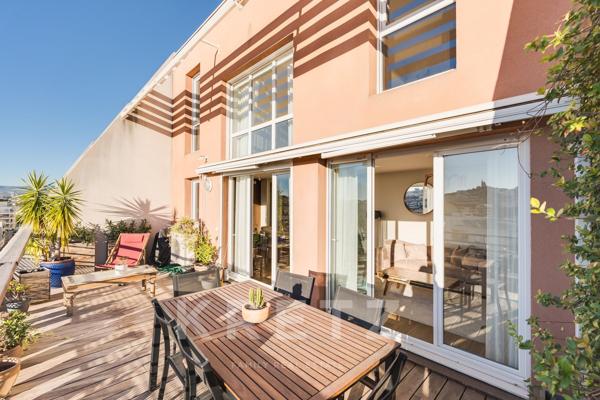 Duplex avec grande terrasse, vue imprenable et double box