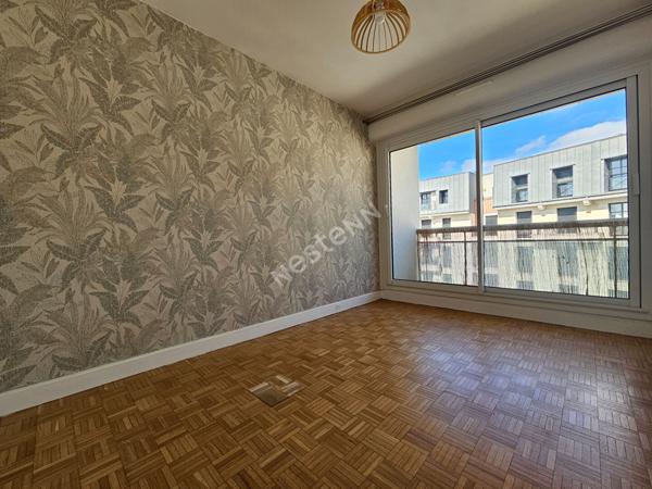 Appartement Puteaux 2 pièces 45,51 m² avec balcon, cave et parking