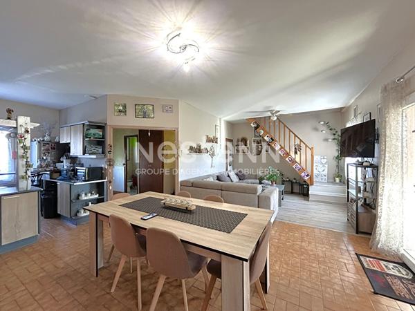 MAISON FAMILIALE AVEC 3 CHAMBRES SUR TERRAIN DE 1500M² À VENDRE EN CAMPAGNE DE CHABRIS (INDRE 36)