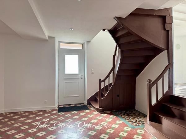 Maison familiale refaite à neuf  (53)