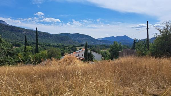 A VENDRE Terrain viabilisé 1000m² LE BRUSQUET (04)