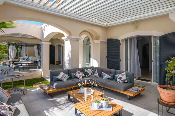 Sanary-sur-Mer, Villa 4 Chambres -  330 m² à vendre