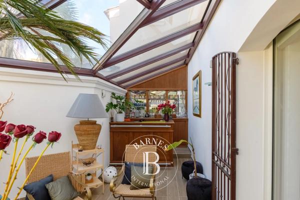Sanary-sur-Mer, Villa 4 Chambres -  330 m² à vendre