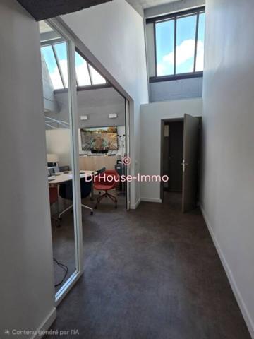 Bureau à louer 3 pièces de 70 m²