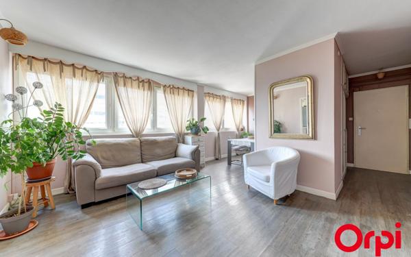 Appartement à vendre    3 pièces • 62,05 m2 Villeurbanne