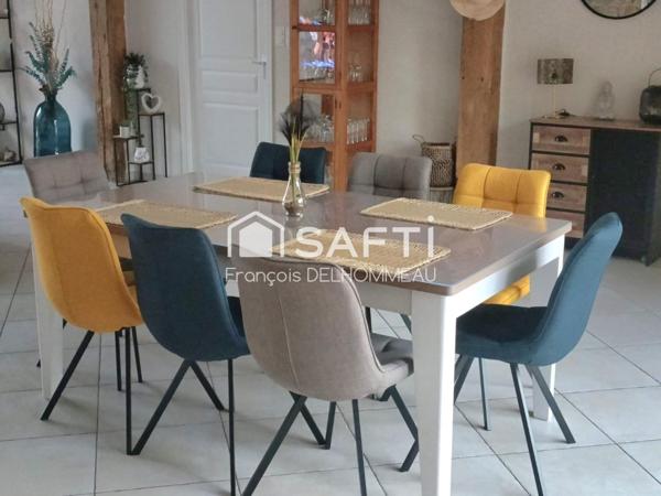 Grange rénovée, 4 chambres, piscine, beau terrain... idéal pour famille ou projet gîte