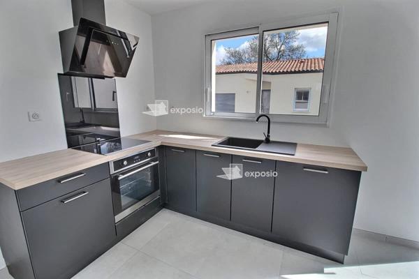 Maison Aigondigne 3 chambres et garage