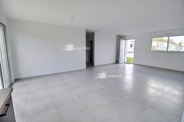 Maison Aigondigne 3 chambres et garage