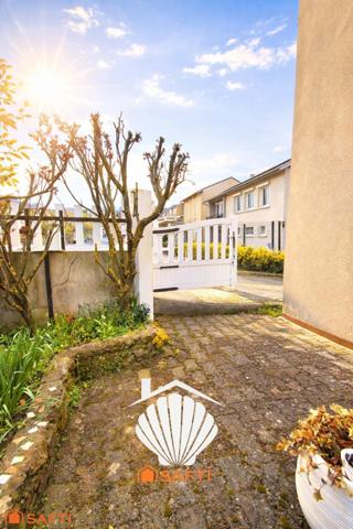 Charmante maison de ville – proximité commerces - calme - beau quartier
